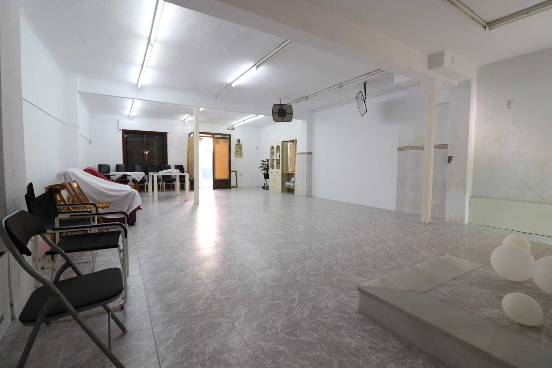 Apartment ID: VRE COM131