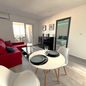 Encantador piso de un dormitorio en venta - CLV-123