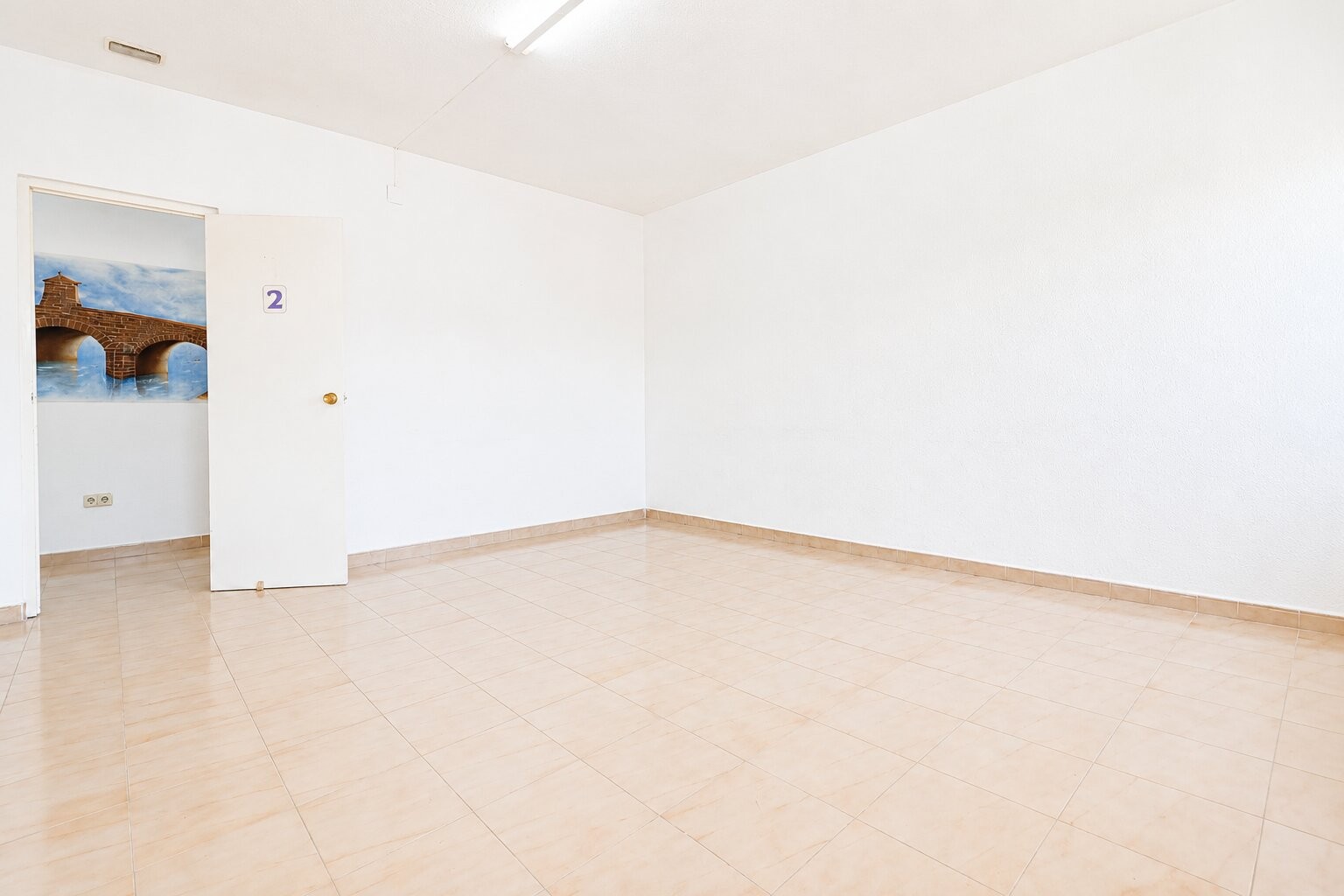 Apartment ID: VRE COM143 - Image 11