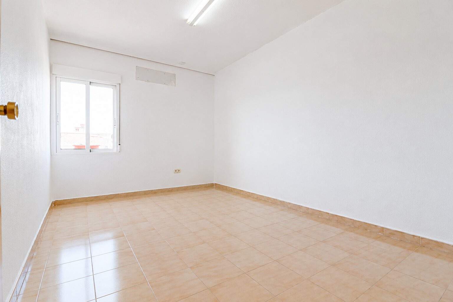 Apartment ID: VRE COM143 - Image 8
