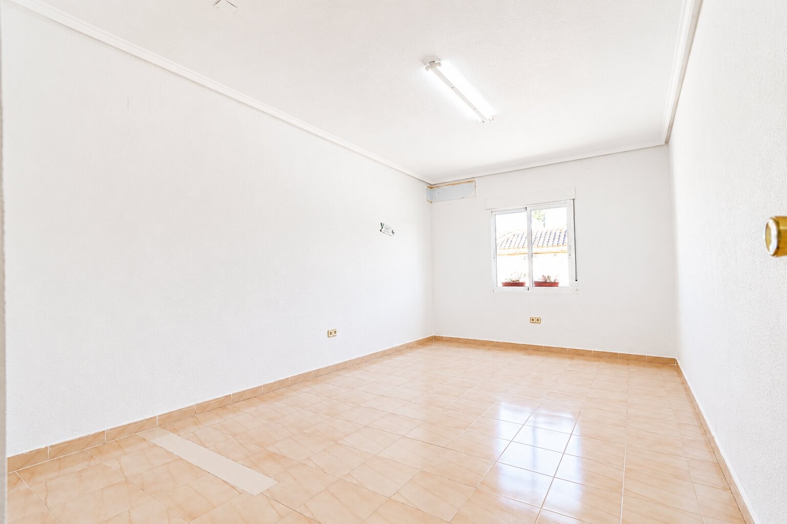 Apartment ID: VRE COM143 - Image 12